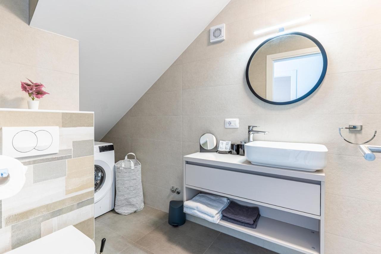New 4 Star Apartment M&A In Town Cres Eksteriør billede